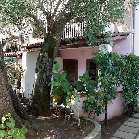 Aparthotel Santa Clara 3*